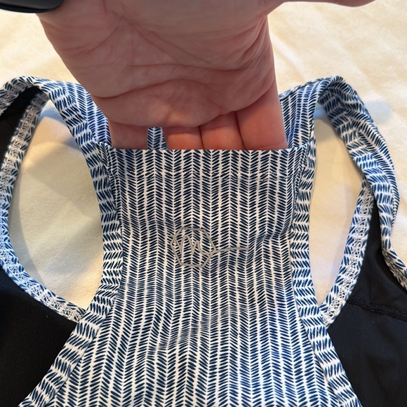 Maven Thread bra, size large - Picture 4 of 4